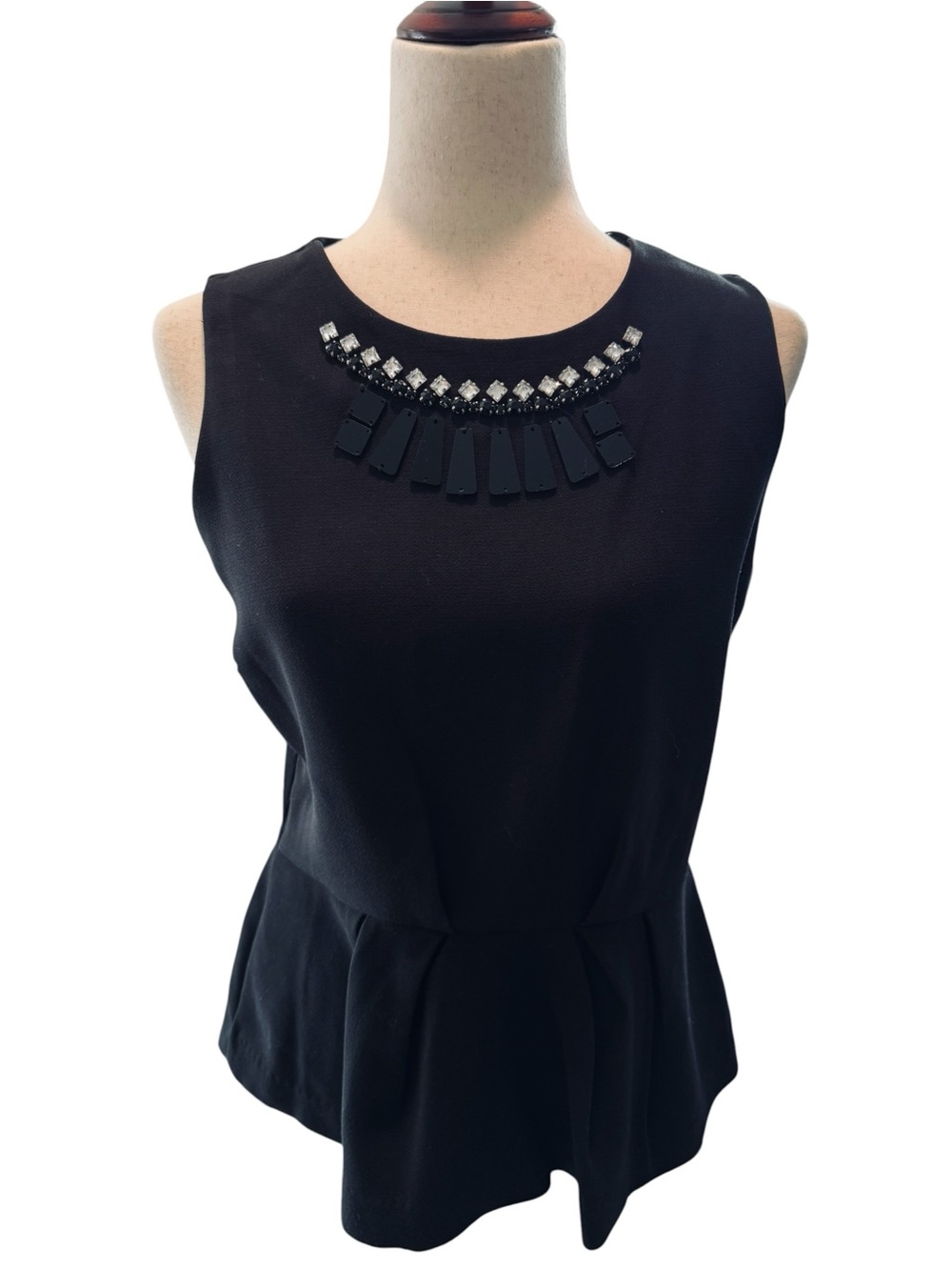 Black Sleeveless Jewel-Neck Peplum Top Large